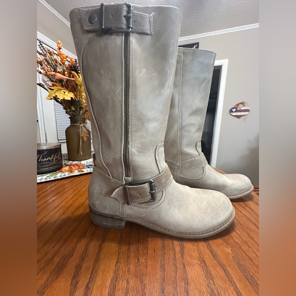 Gianni Bini Boots